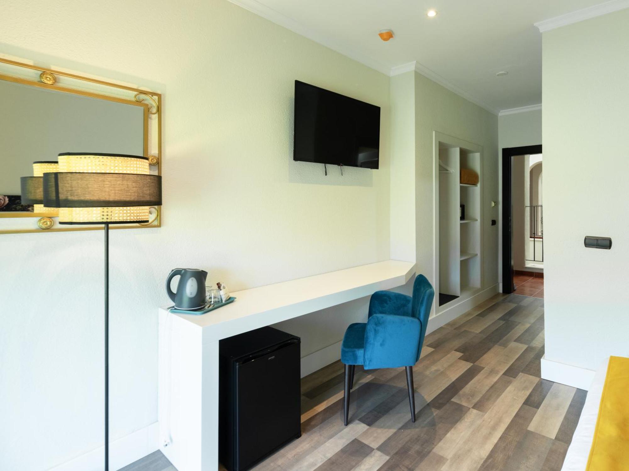 Hotel Altos De 이스탄 외부 사진