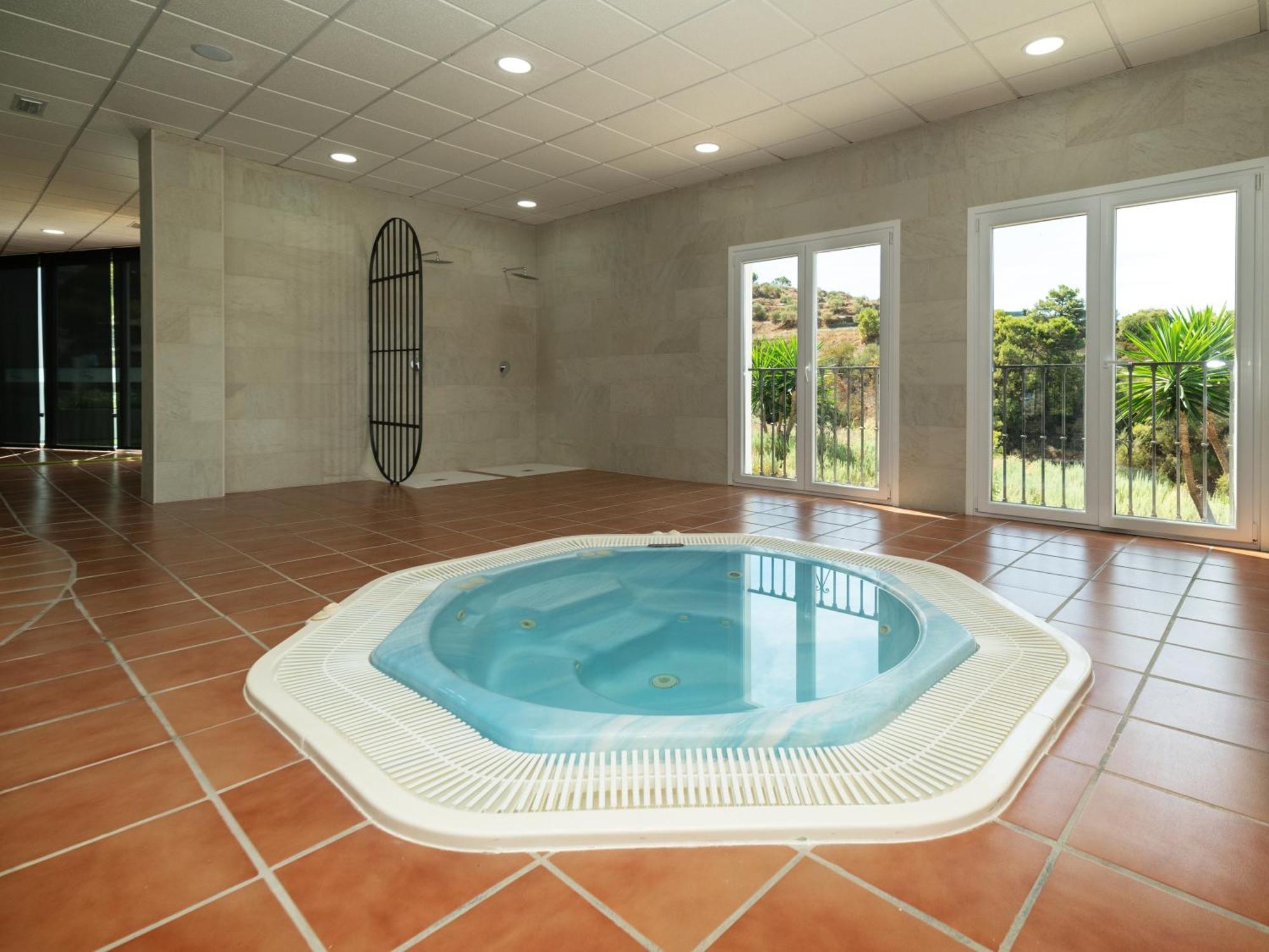 Hotel Altos De 이스탄 외부 사진